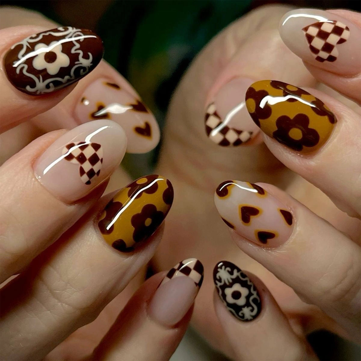 Mocha Retro Patchwork Almond Press On Nails 24PCS
