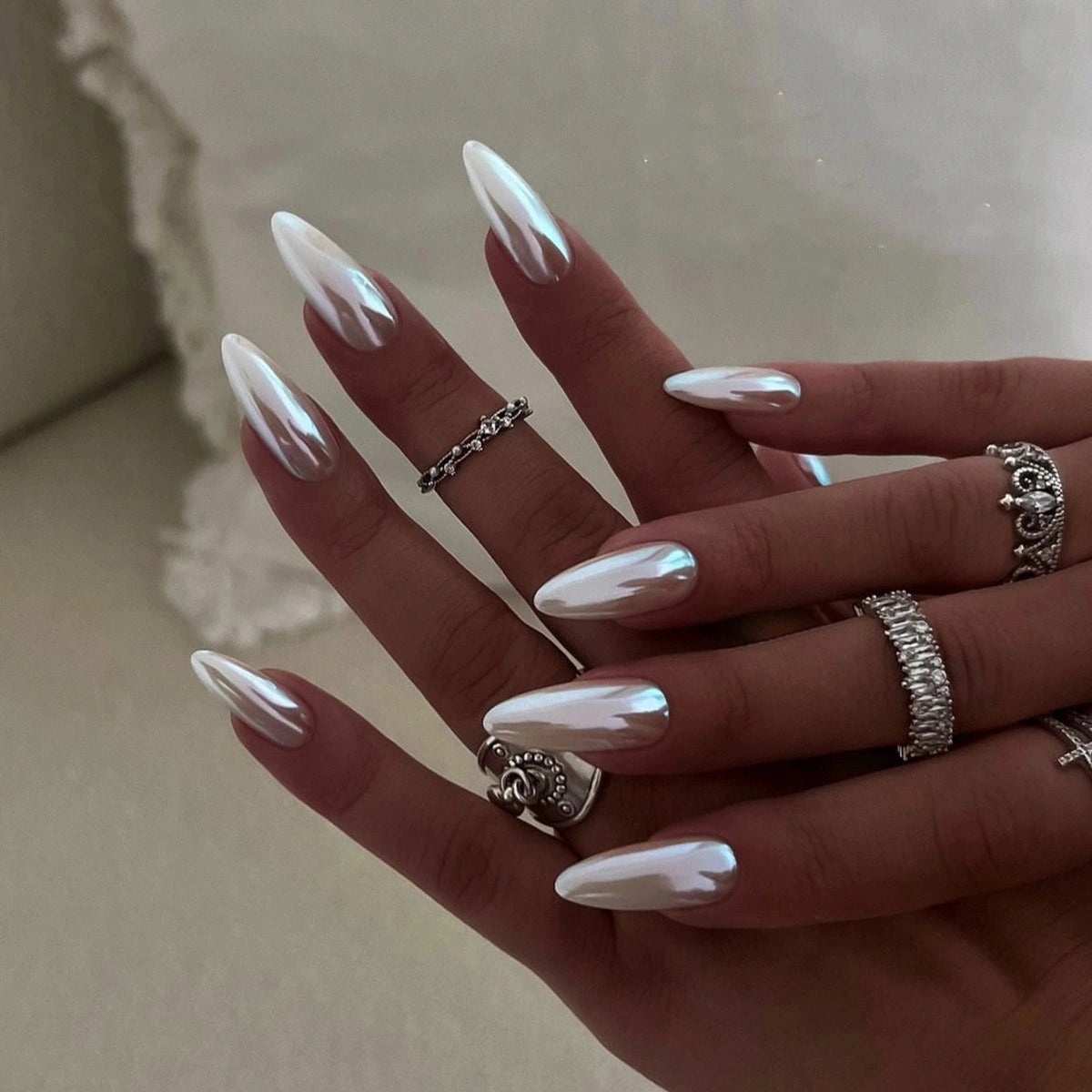 Opal Chrome Almond Press On Nails 24PCS