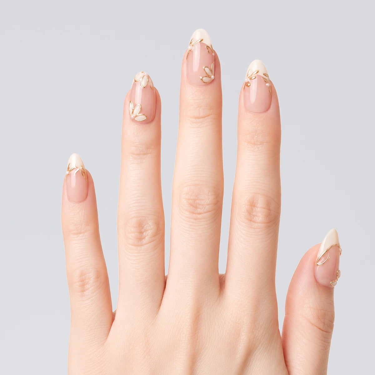 Nude Gold Veil Short Almond Press On Nails | 10PCS