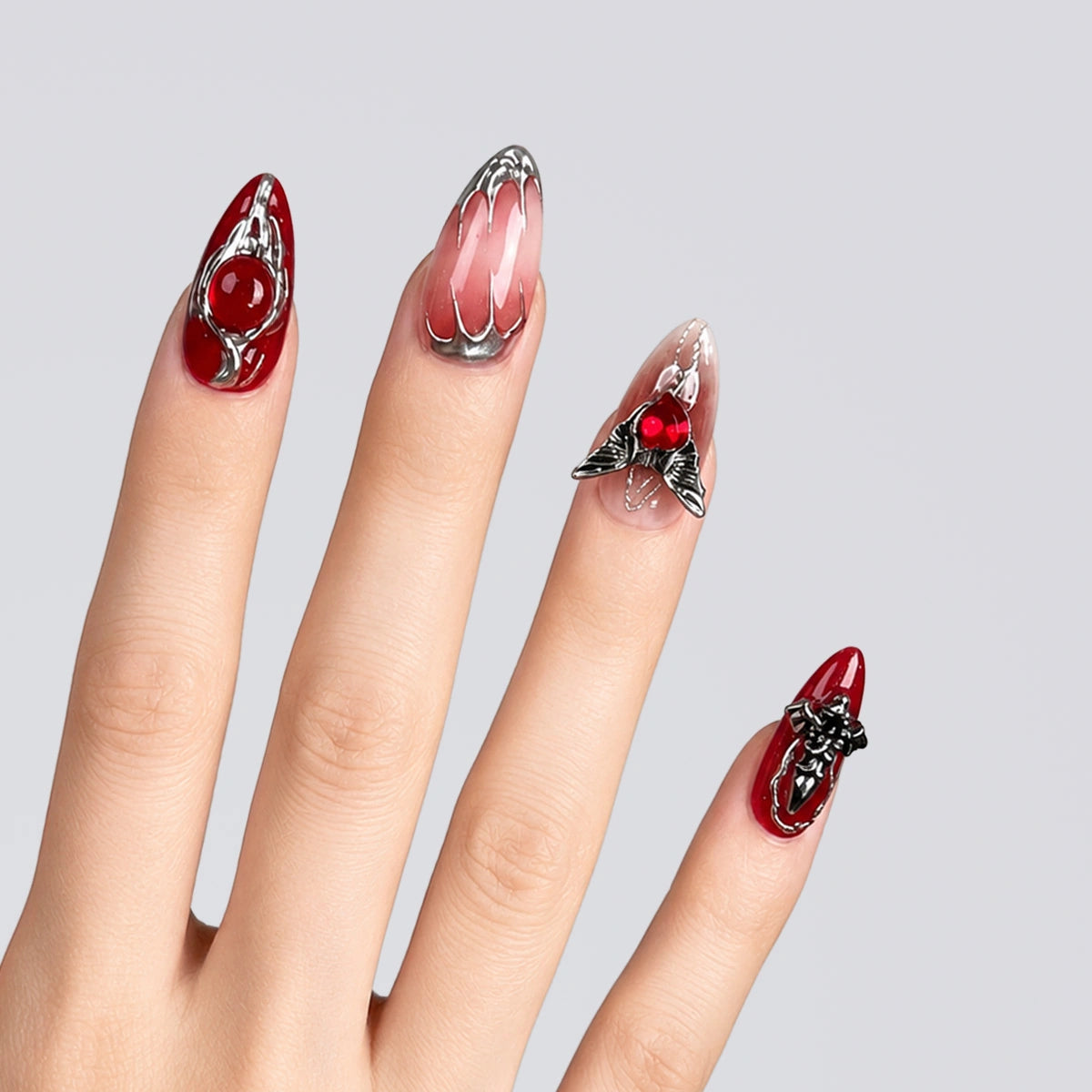 Ruby Silver Relic Almond Press On Nails | 10PCS