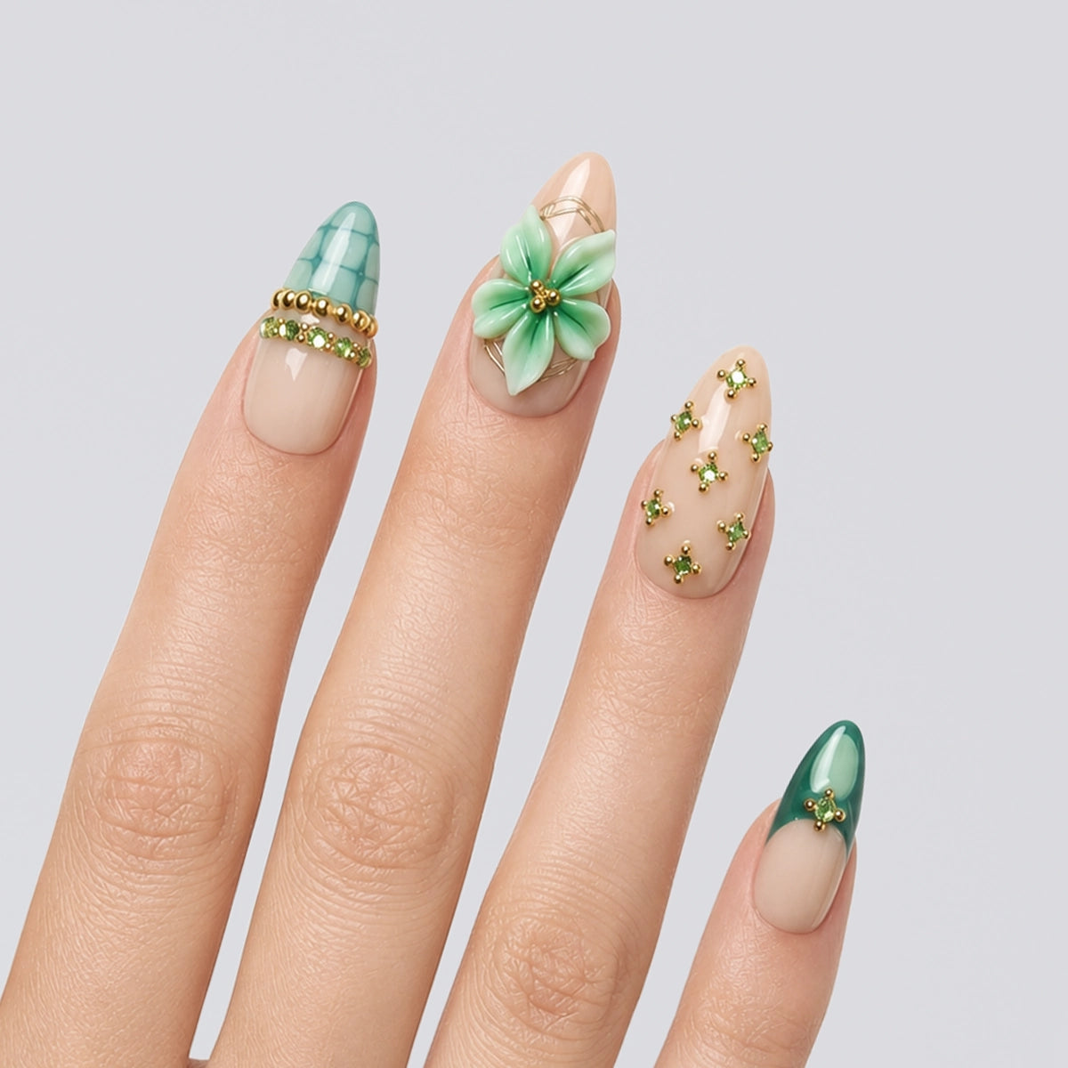 Luxurious Emerald Gem & Textured Scale Artisan Press On Nails | 10PCS